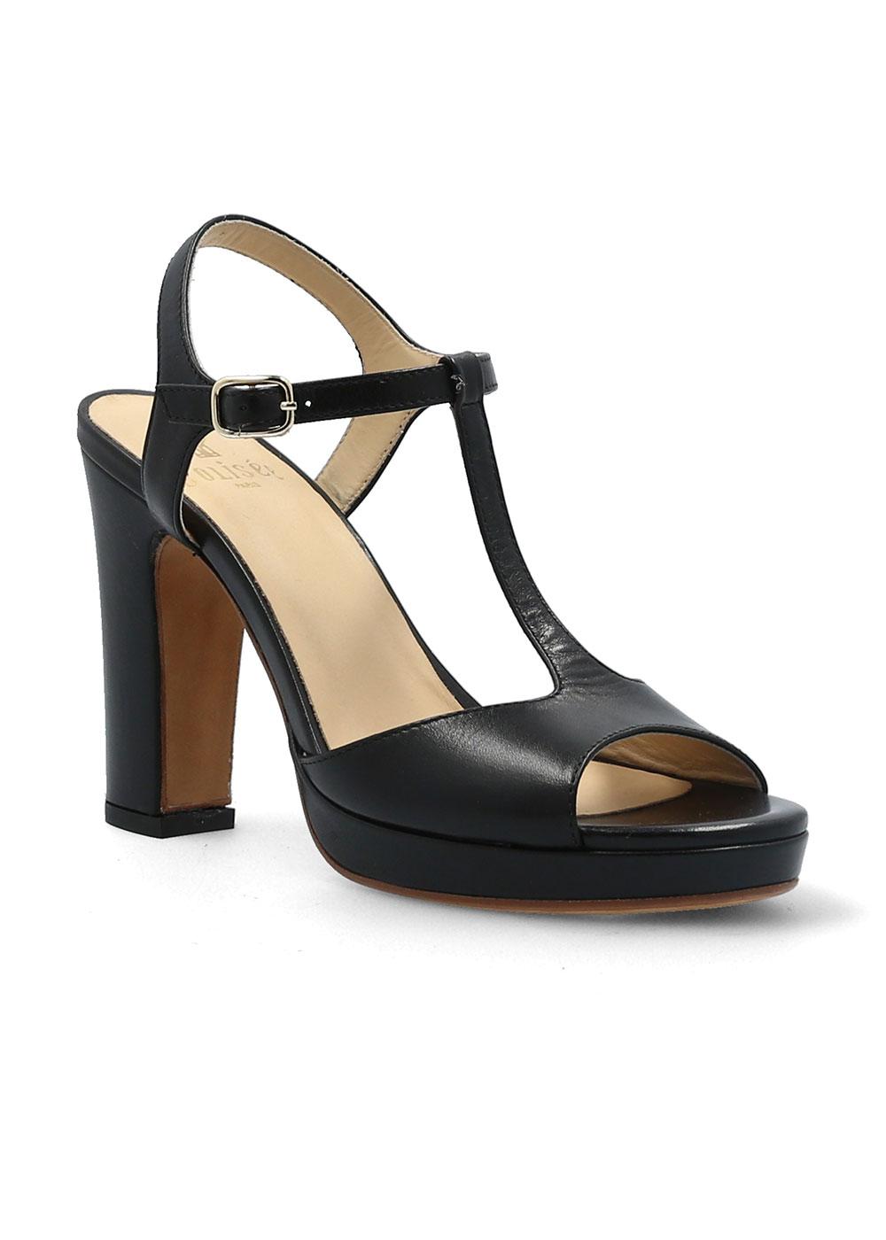 Naturalizer finn sandal sale